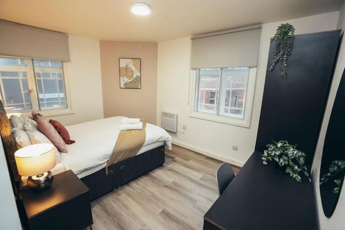 2Br City Centre Apt, Self Check In, Wifi, By Derbnb 谢菲尔德 外观 照片