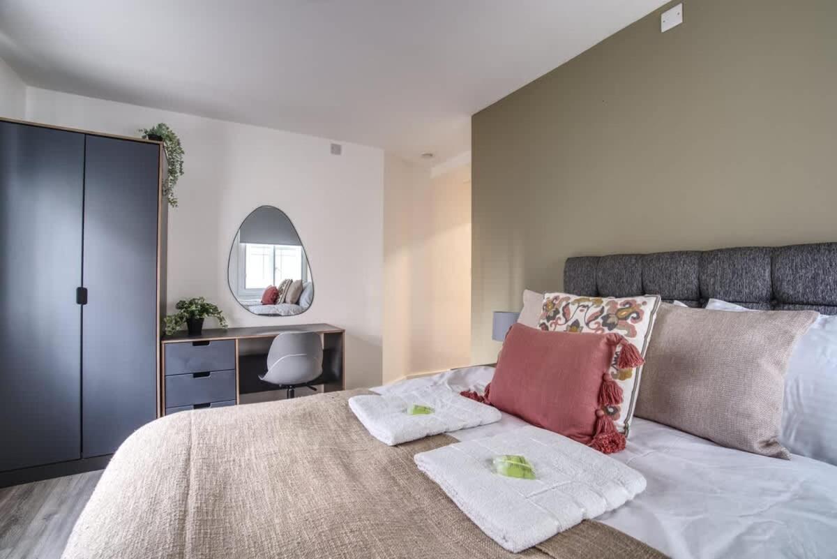 2Br City Centre Apt, Self Check In, Wifi, By Derbnb 谢菲尔德 外观 照片