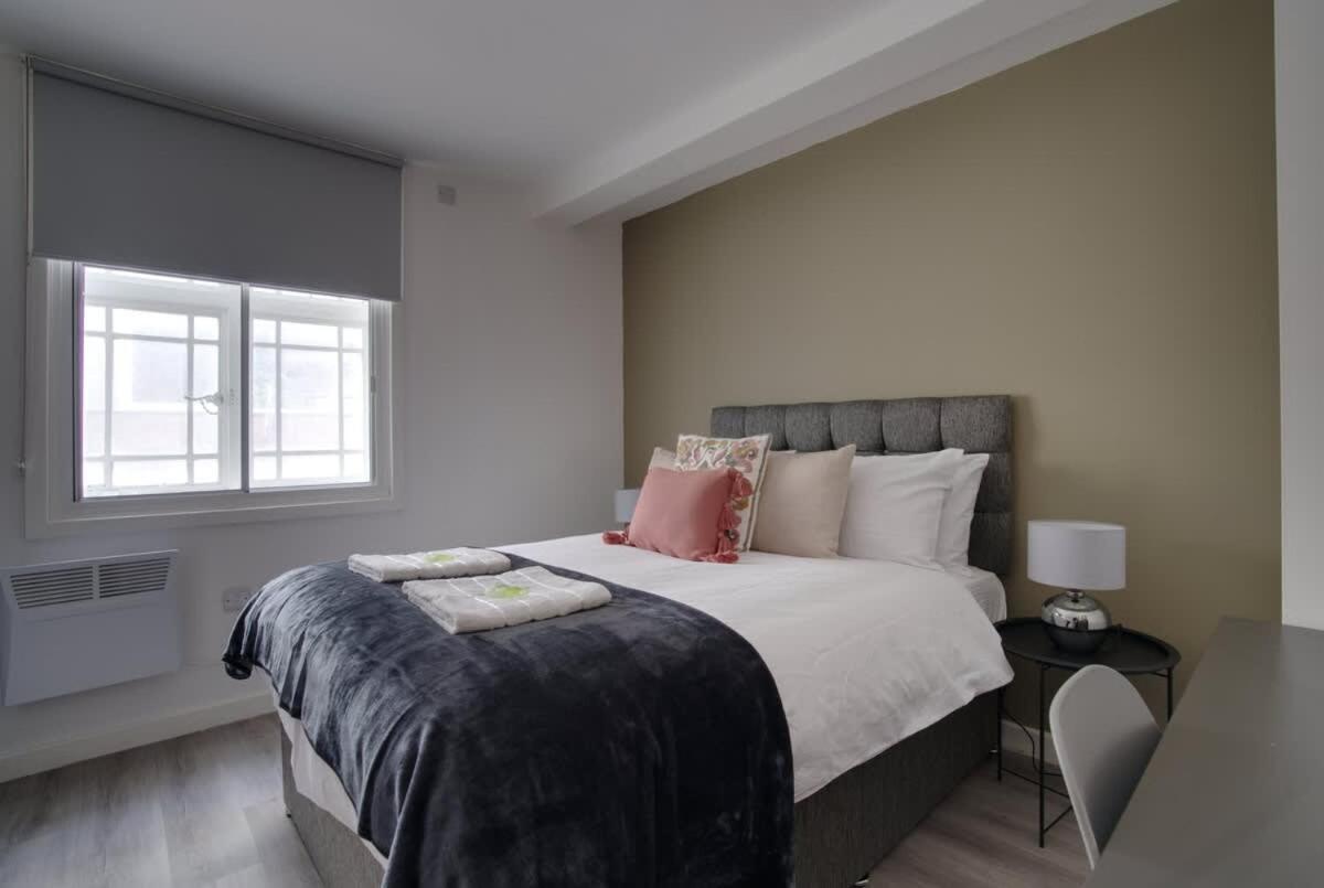 2Br City Centre Apt, Self Check In, Wifi, By Derbnb 谢菲尔德 外观 照片